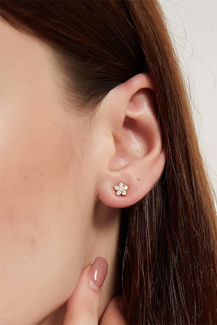 JULIETTTE GOLD-PLATED FLOWER STUD EARRINGS 2 JULIETTTE GOLD-PLATED FLOWER STUD EARRINGS - Image 2