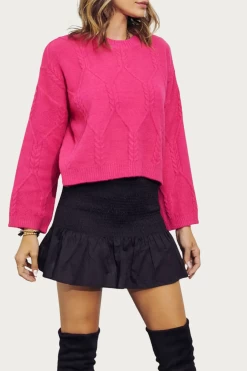 CABLE-KNIT CREWNECK SWEATER -Varley Store q3 80fc84df f9d9 41ae 814d a93d9f1a04a3