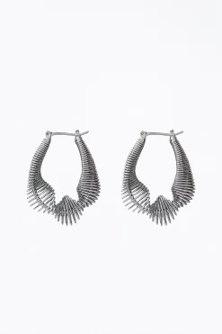 METROPOLIS TWISTED HOOP EARRINGS